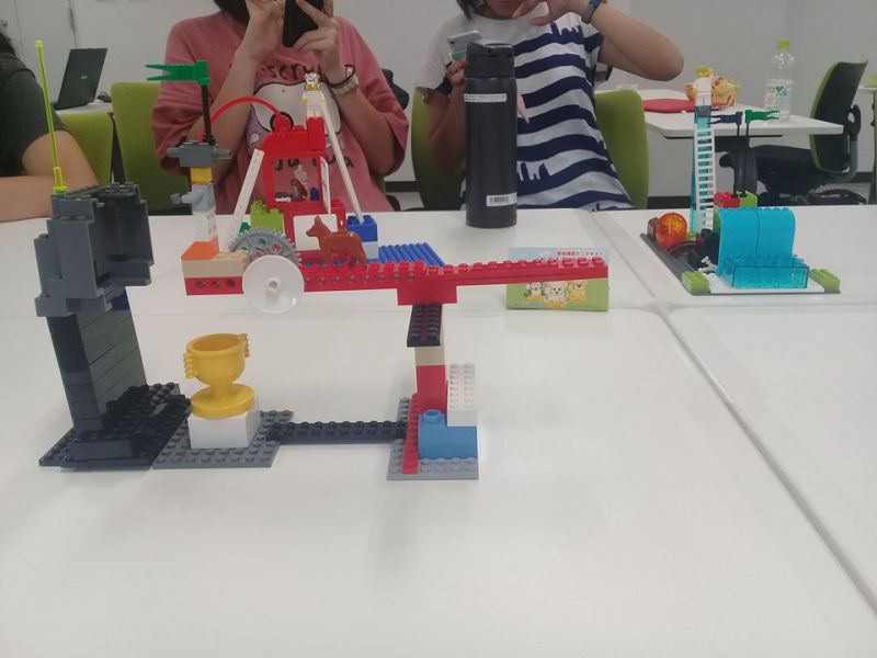 Chơi Lego tại Đại học Osaka